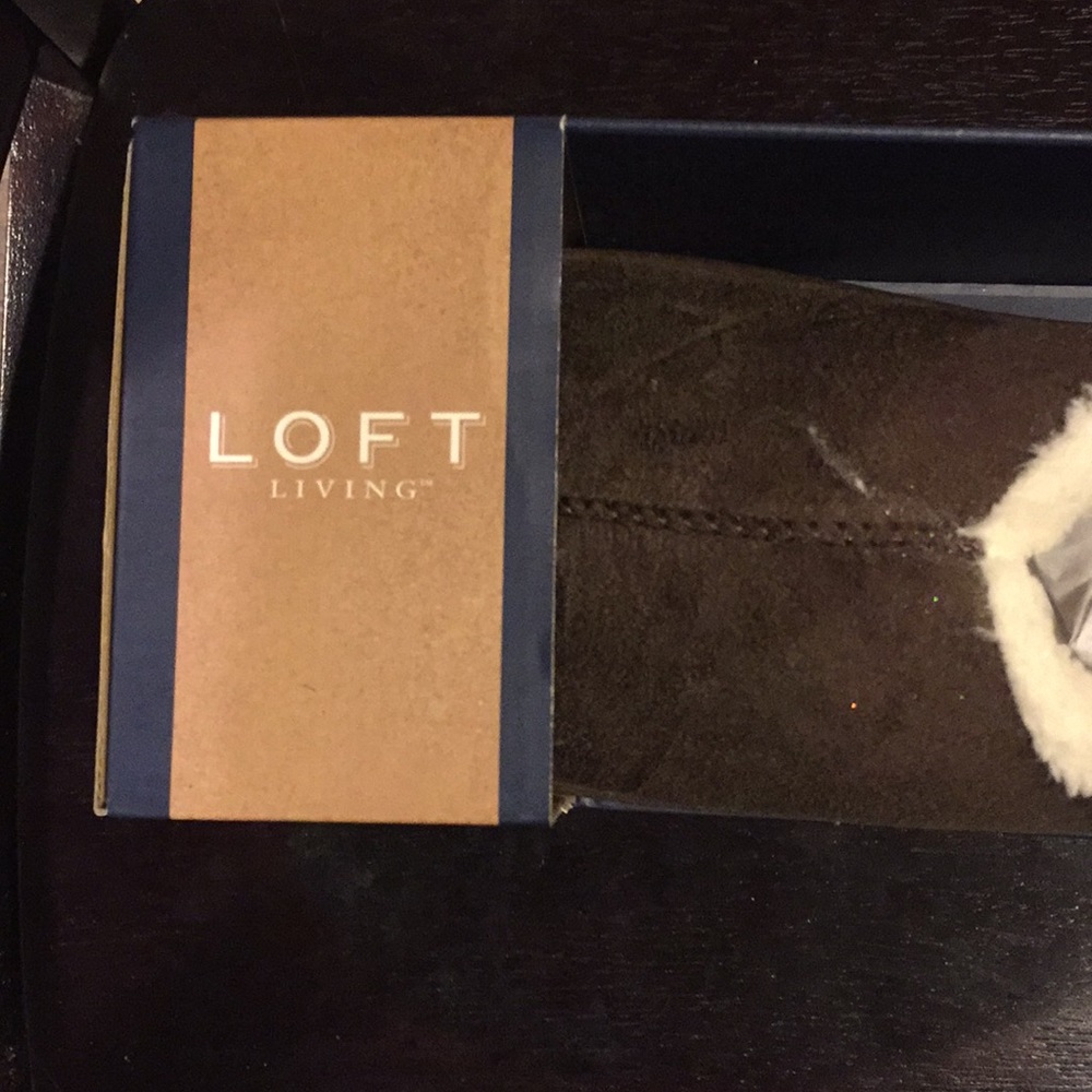 NWT Loft Living Men’s Memory Foam Slippers